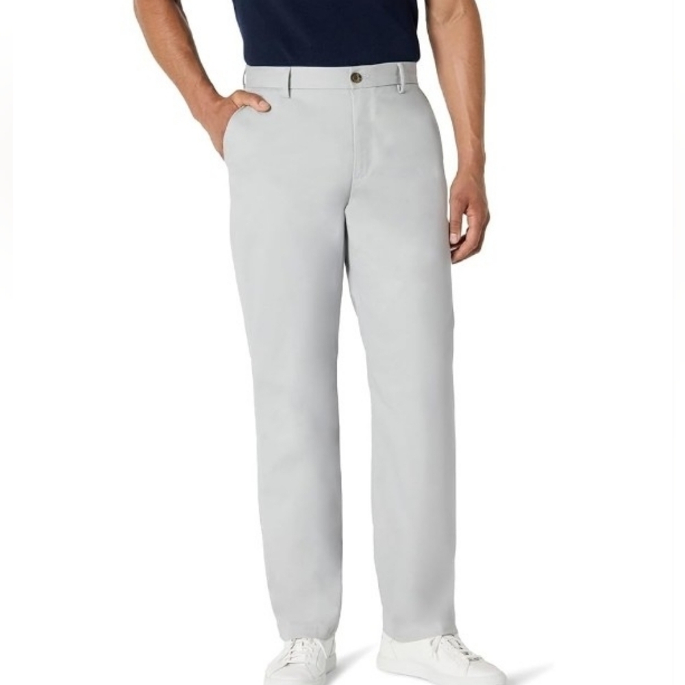 Amazon Essentials Classic-Fit Flat-Front Stretch Chino Pants in Grey Size 30x30